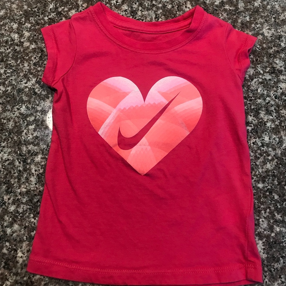 Nike T-shirt